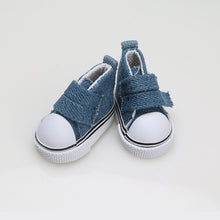 Load image into Gallery viewer, 1 Pair 5cm Doll Canvas Shoes Seakers Doll Toy Footwear Sports Tennis Shoes Children Gift Toys